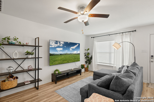 Image 3 of 15 For 16025 Dickens