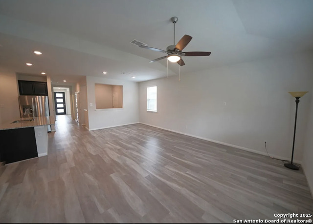 Image 4 of 21 For 4917 Drifter Oaks