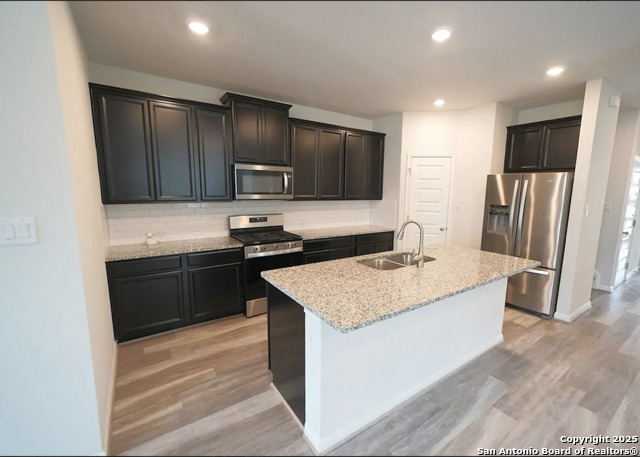 Image 5 of 21 For 4917 Drifter Oaks