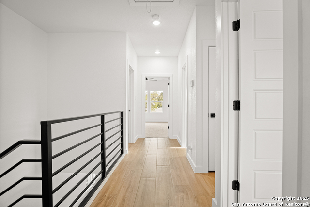 Image 16 of 27 For 1202 Villaret W