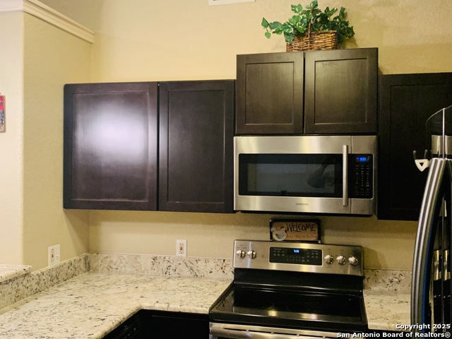 Image 4 of 17 For 2815 Goldsmith