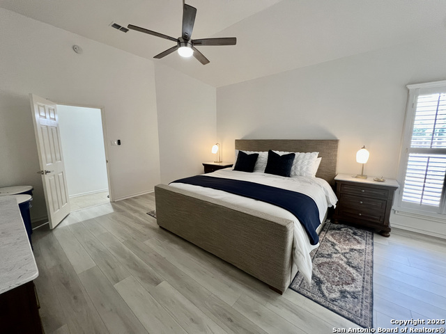 Listing photo id 18 for 3 Weatherford
