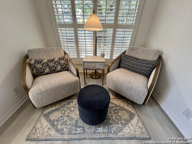 Listing photo id 21 for 3 Weatherford