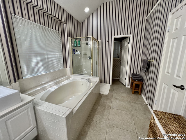 Listing photo id 23 for 3 Weatherford