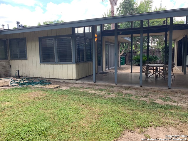 Image 15 of 15 For 303 Rilla Vista Dr