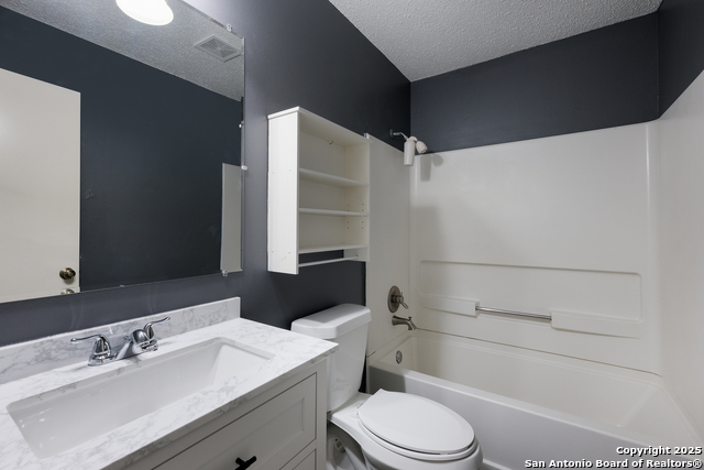 Image 13 of 18 For 15414 Legend Springs Dr