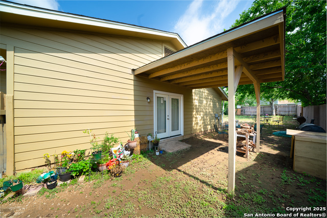 Image 17 of 25 For 9759 Hidden Swan