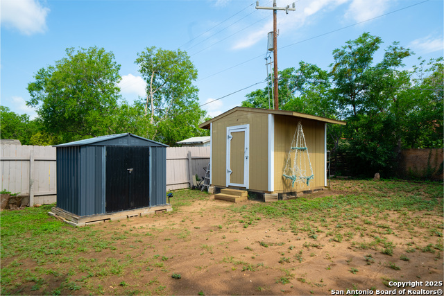 Image 19 of 25 For 9759 Hidden Swan