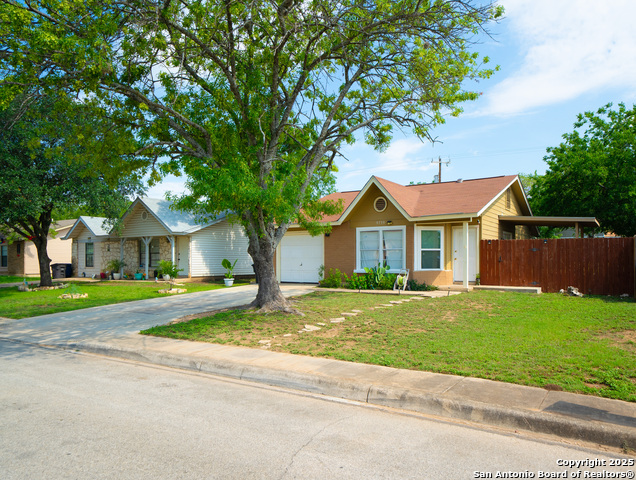 Image 24 of 25 For 9759 Hidden Swan