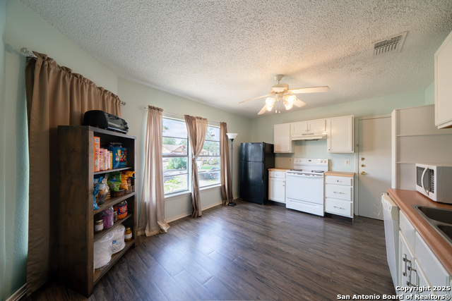 Image 4 of 25 For 9759 Hidden Swan