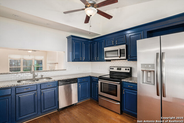 Image 13 of 32 For 337 Sunrose Ln