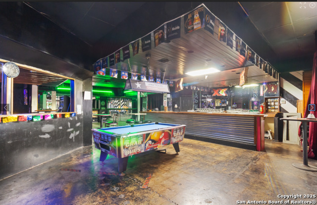 Listing photo id 1 for 1812 Main  