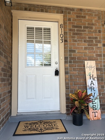 Image 2 of 26 For 8103 Grimchester