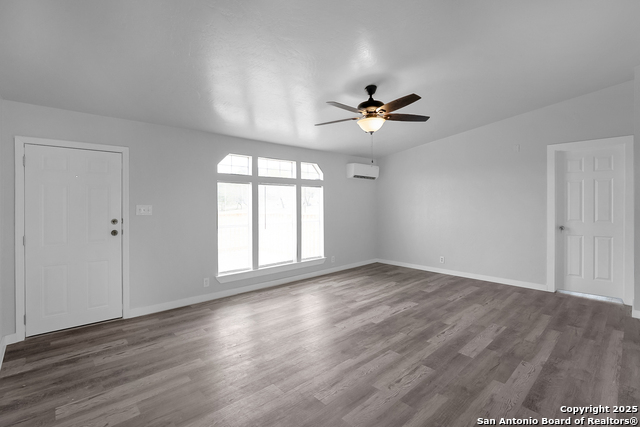 Image 19 of 52 For 145 Sandy Ridge