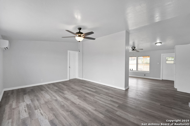 Image 20 of 52 For 145 Sandy Ridge