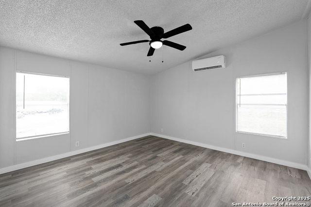 Image 22 of 52 For 145 Sandy Ridge