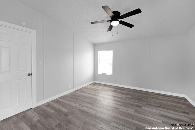 Image 23 of 52 For 145 Sandy Ridge