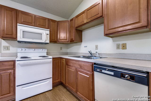 Image 13 of 25 For 9140 Timber Path 3201