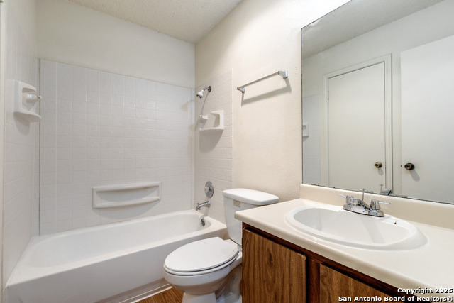 Image 23 of 25 For 9140 Timber Path 3201