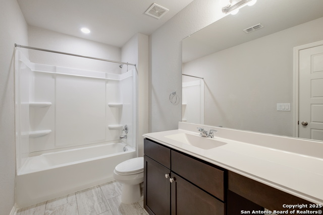 Image 14 of 29 For 533 Sand Trail