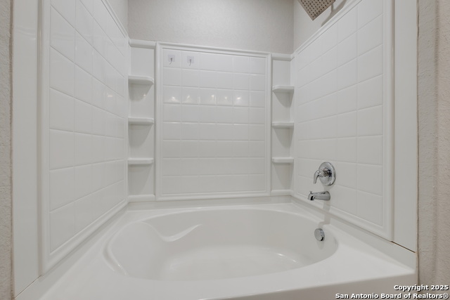 Image 20 of 29 For 533 Sand Trail