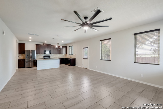 Image 5 of 29 For 533 Sand Trail