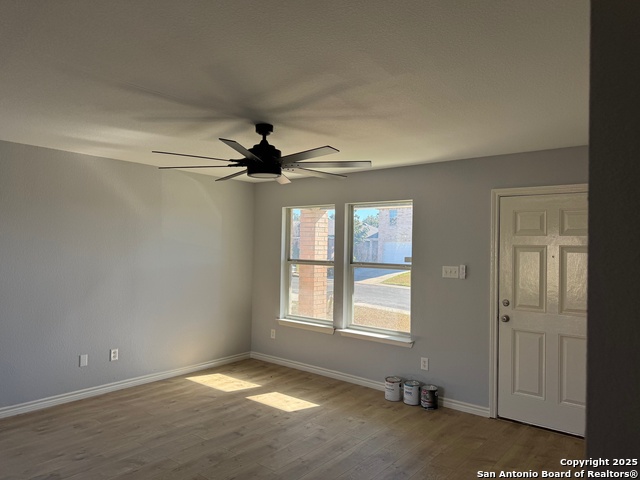 Image 3 of 7 For 8146 Heights