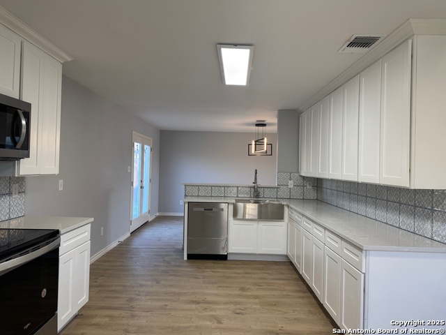 Image 4 of 7 For 8146 Heights