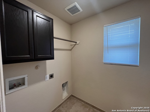 Image 13 of 26 For 6854 Lakeview Dr.  101