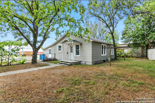 Listing photo id 19 for 402 Michna