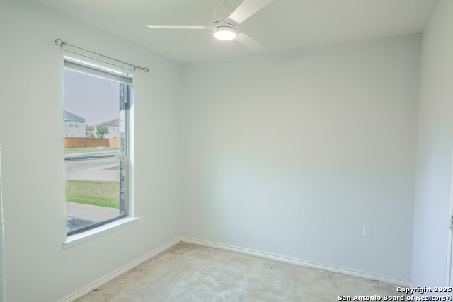 Listing photo id 8 for 6431 Nolina