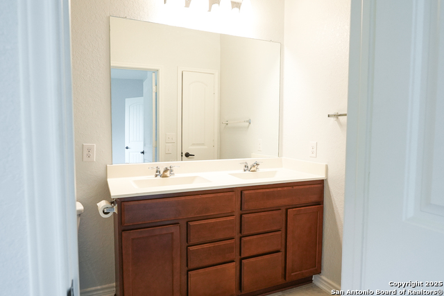 Listing photo id 15 for 6431 Nolina