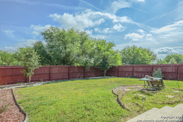 Listing photo id 18 for 6431 Nolina