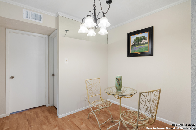 Image 17 of 34 For 2300 Nacogdoches  C210