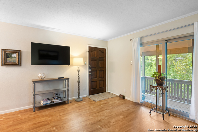 Image 8 of 34 For 2300 Nacogdoches  C210