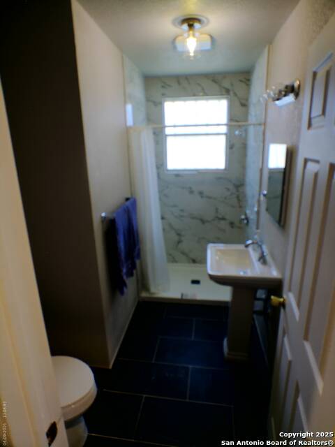 Listing photo id 3 for 1414 Merida