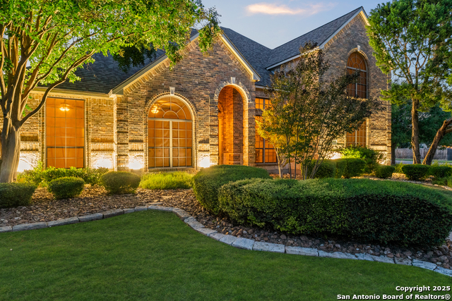 Listing photo id 1 for 9715 Wind Gate Pkwy