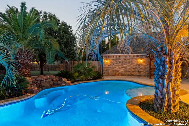 Listing photo id 38 for 9715 Wind Gate Pkwy
