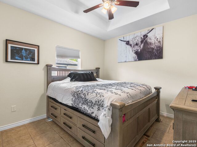 Image 7 of 17 For 9639 Maria Isabell Drive