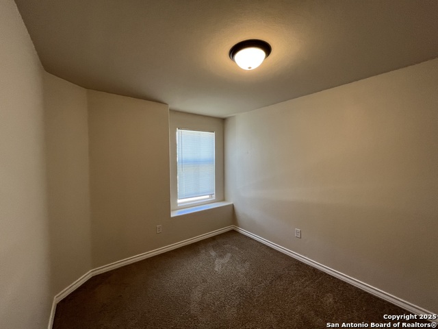 Image 28 of 34 For 6602 Mia Way  101