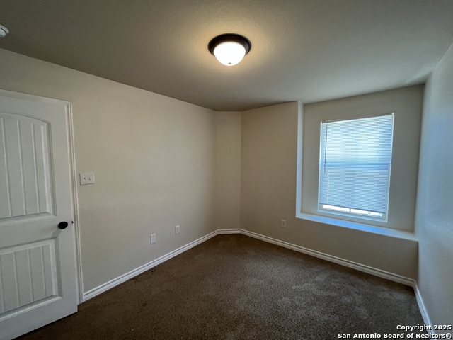 Image 31 of 34 For 6602 Mia Way  101