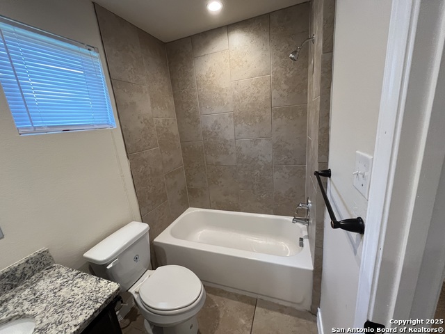 Image 33 of 34 For 6602 Mia Way  101