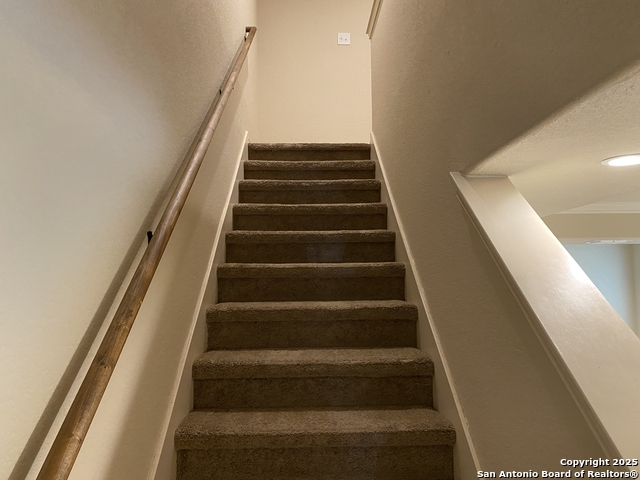 Image 13 of 34 For 6623 Mia Way  102