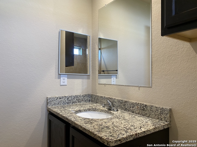 Image 22 of 34 For 6623 Mia Way  102