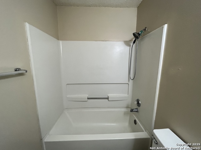 Image 16 of 26 For 6871 Cypress Mist