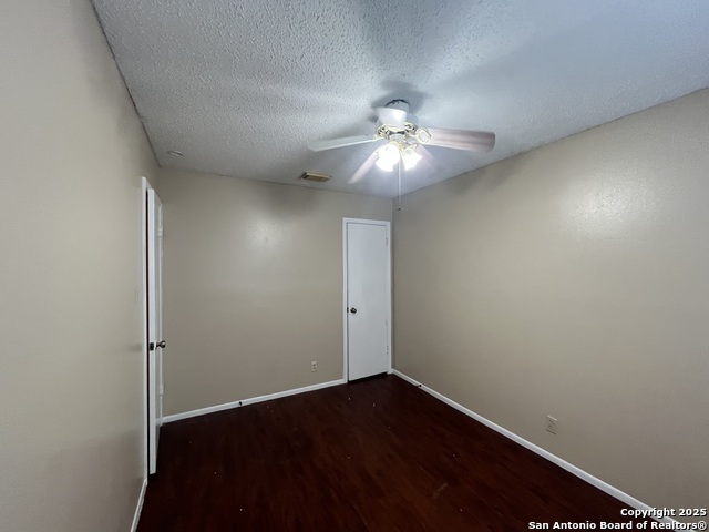 Image 22 of 26 For 6871 Cypress Mist