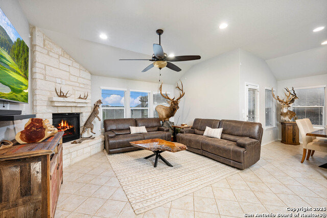 Image 4 of 21 For 7415 Valle Mission