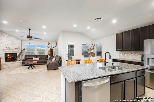 Image 9 of 21 For 7415 Valle Mission