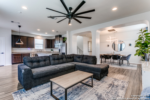 Image 10 of 25 For 8434 Picoso