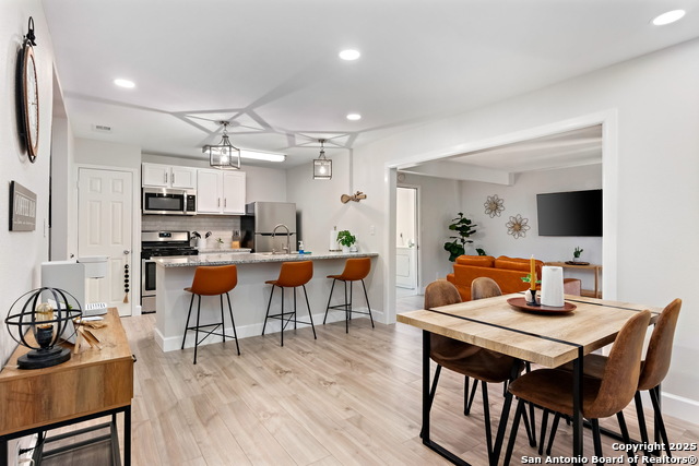 Image 3 of 9 For 10904 Putman Farm